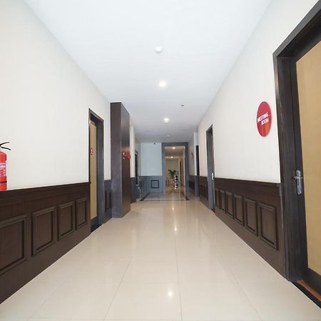 Alam Hotel by Cordela Medan Exterior foto